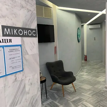 біля узбережжя